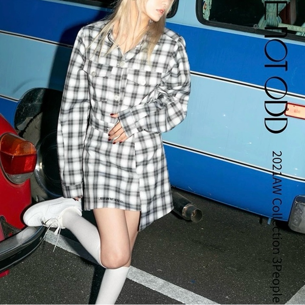 K-Pop Style!! Black & White Plaid Cropped Jacket & Asymmetrical Skirt Set